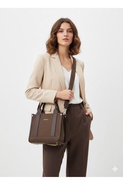 Just Polo Large Internal Volume Multi-Compartment Women's Hand and Shoulder Bag