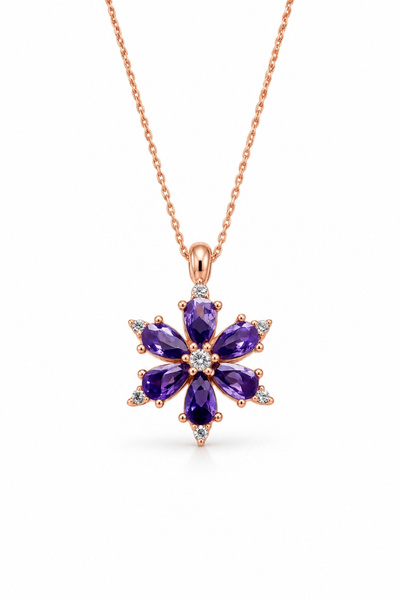 Lucente Jewellery قلادة نسائية مميزة مع علبة - قلادة نسائية على شكل زهرة اللو...
