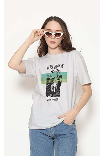 buzagi tasarım ürünleri At the Drive in Regular Fit Unisex White T-Shirt