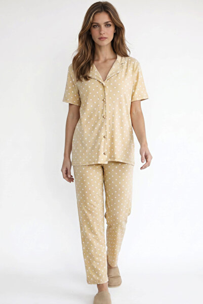 Kompedan Kadın Düğmeli Puantiye Desen Kısa Kollu Pijama Takımı | Bej