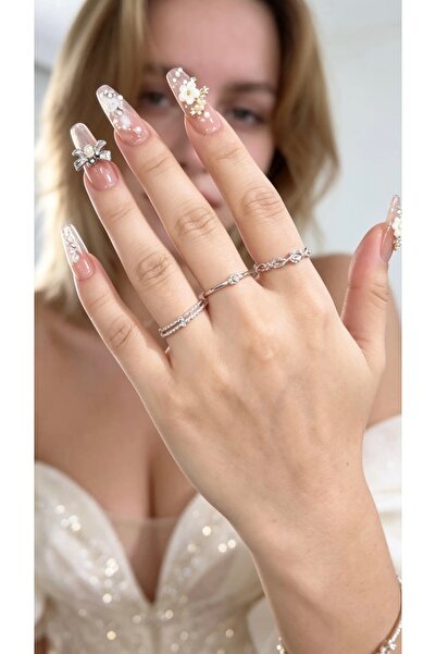 Louesse Beauty LOUÉSSE BEAUTY El Yapımı Champagne Gold 3D Taşlı Takma Tırnak ...