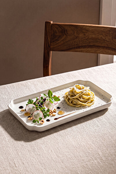 Perotti Luce Porcelain Plate 32X17X2.8 cm
