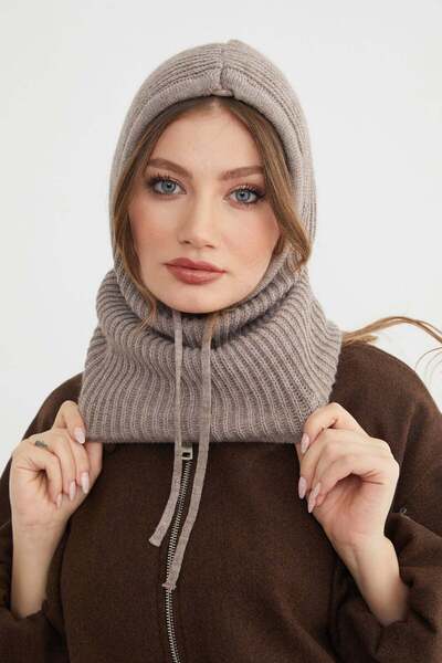 Fulla Moda Osnovna pletena kapa balaclava sa vezanjem