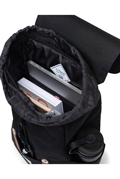 Herschel Supply Co. Retreat Small Size |   Water Repellent Fabric Backpack, 14" Laptop Compatible, 17 L