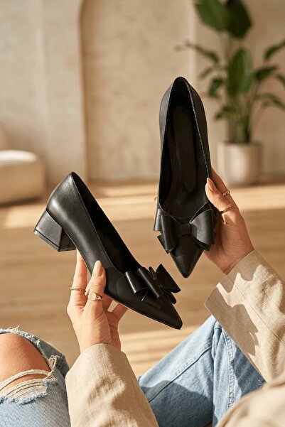 DURUNUN BUTİĞİ Rena Black Bow (4cm) Pointed Toe Heeled Shoes