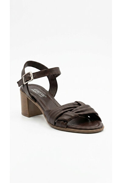 Ustalar Ayakkabı Çanta Brown Women's Genuine Leather Heeled Sandals 617.1563