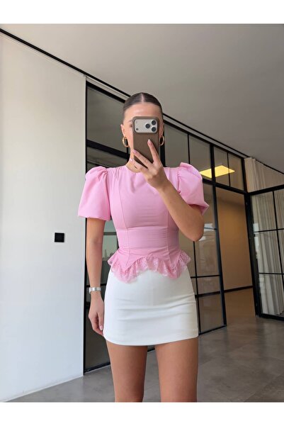 BB Bensu Buyruk ΜΠΛΟΥΖΑ ΜΕ ΜΑΝΙΚΙΑ ΤΥΠΟΥ ΜΠΑΛΟΝΙ ΚΑΙ ΔΑΝΤΕΛΑ ΡΟΖ