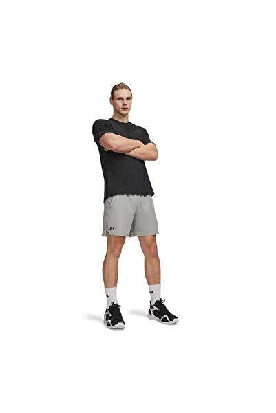 Under Armour شورت رجالي منسوج من UA VANISH 1373718-069