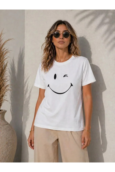 JANES Minimal Smiling Face Printed T-Shirt Short Sleeve Summer T-Shirt - White