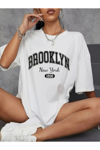 Efnaz style Printed Oversize Crew Neck T-Shirt - White