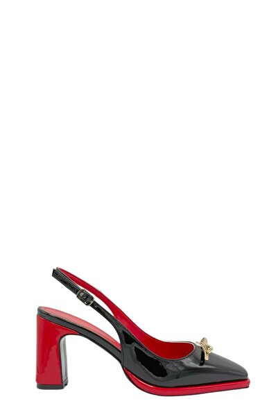 Moulin Shoes حذاء نسائي ذو كعب سميك من الجلد الأسود اللامع