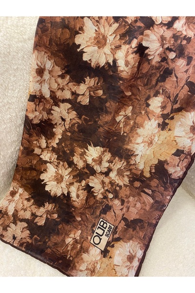 QUB Flower Pattern Scarf
