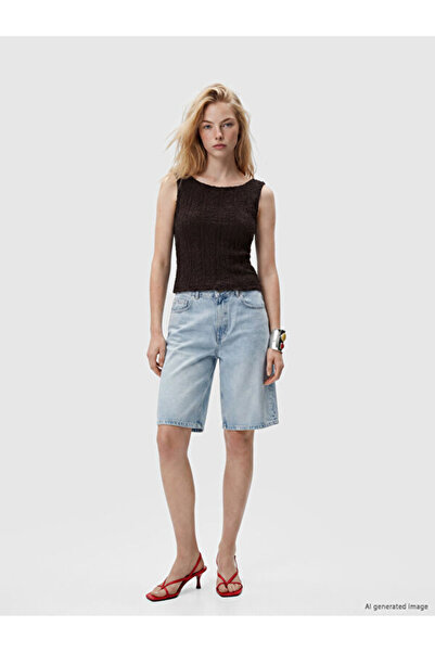 LC Waikiki شورت جينز نسائي من Bermuda Fit