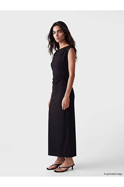LC Waikiki Black Crew Neck Gathered Crepe Dress