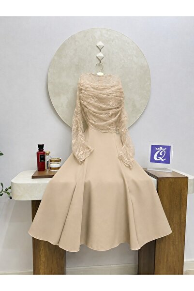 ainaqat aljawhara evening dress