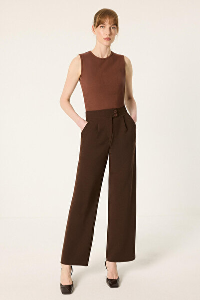 Touché Privé Double Button Crepe Pants
