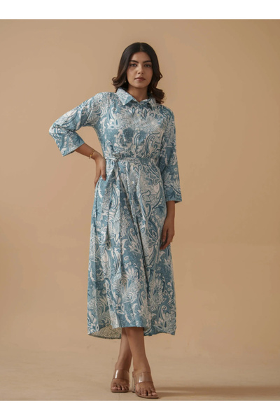 DESIQLO By Styli فستان ميدي مطبوع بنقشة الكريب باللون الأزرق السماوي