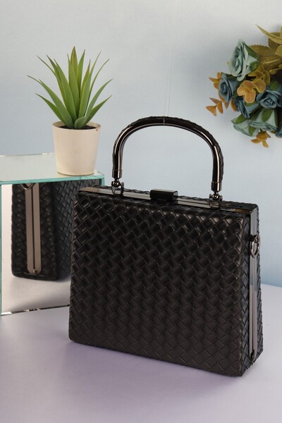 weem bag Elysara Eb0162 |   Knitted Stylish Metal Handle Evening Dress Bag