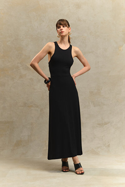 SimpleCo Clothes and More Noma Elbise