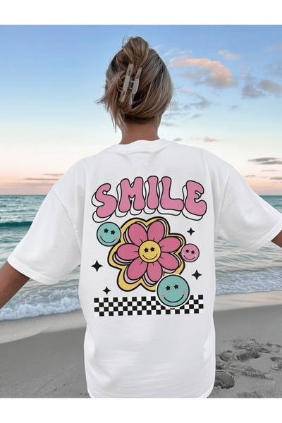 one button Smile Back Printed Premium Oversize T-Shirt