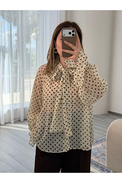 eyatelier Puantiyeli gömlek fularlı