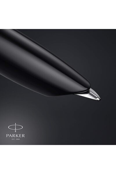 Parker 51 Fountain Pen | Black Barrel with Chrome Trim | Fine Nib with Black Ink Cartridge | Gift Box