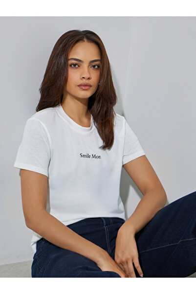 Styli White Slogan Print Regular Fit T-Shirt