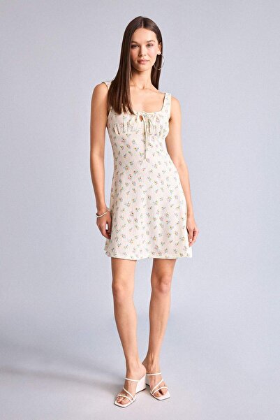 DeFacto Square Neck Floral Patterned Mini Dress with Wrinkled Straps H8440Ax26Sm