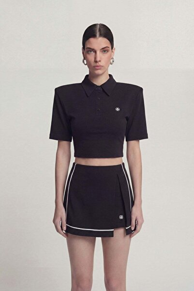 HOLLY LOLLY Podstavljena polo majica Carolyn crna