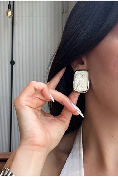 AychaAksesuar Vip Gold Color Rectangular Frame White Straw Earrings