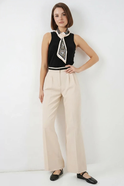 buğrahayalin Women's Wide Leg Cream Palazzo Trousers