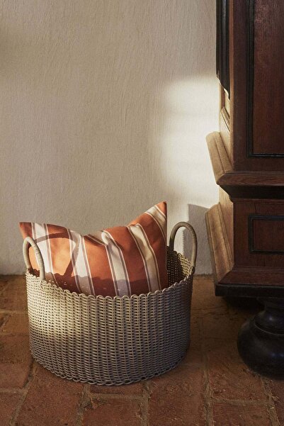 H&M Extra-large plastic storage basket