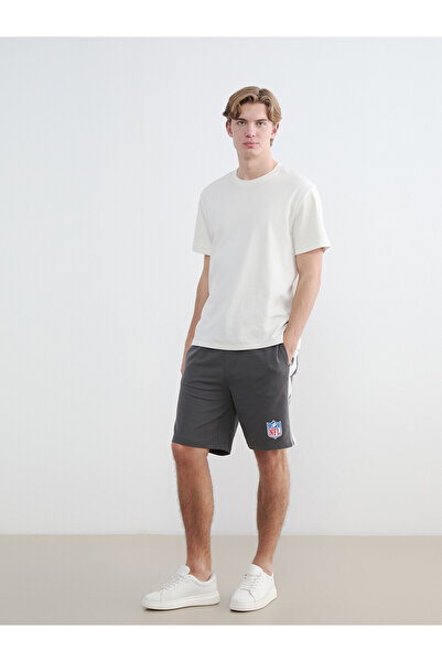 LC Waikiki Nevavm Standard Mold with Difference Nfl Printed Men's Shorts