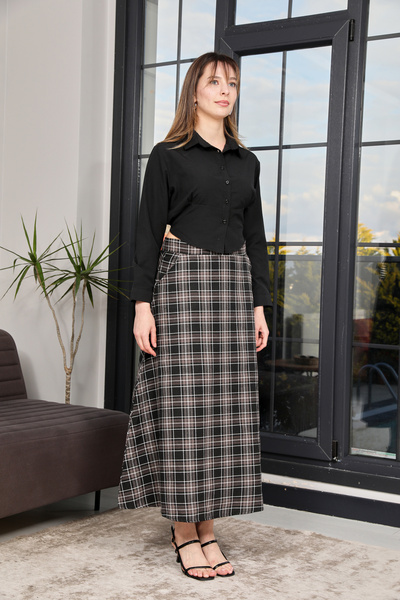 Nuevo Women's Brown Plaid Patterned High Waist Midi Skirt with Pockets