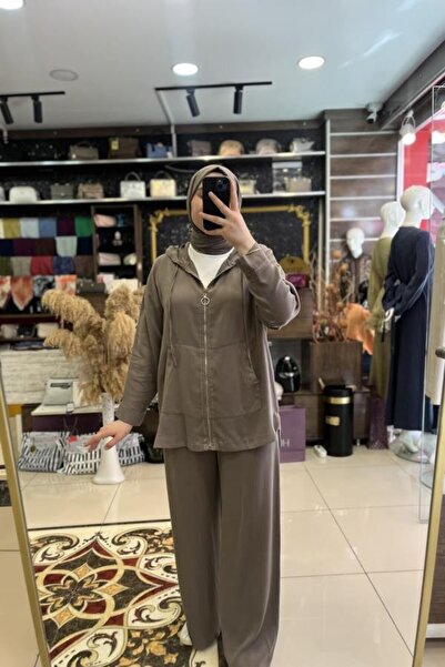 HÜMEYRA BUTİK طقم تينسل بجيب على شكل كنغر