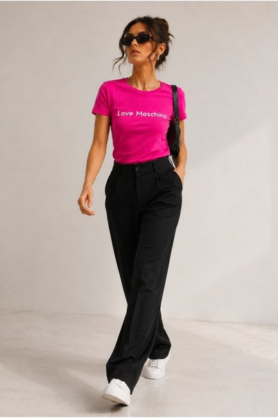 Love Moschino تي شيرت ضيق من القطن المطاطي للنساء