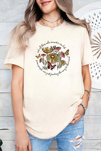 Sarah's Boutique Women's T-shirt – 100% cotton – Not Lost