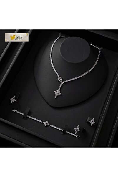 jewelrystore طقم اكسسوارات بدقه الالماس مع العلبه