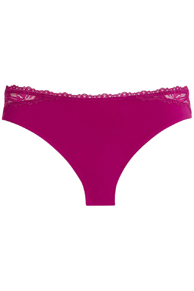Evendi Chiloti, Magenta