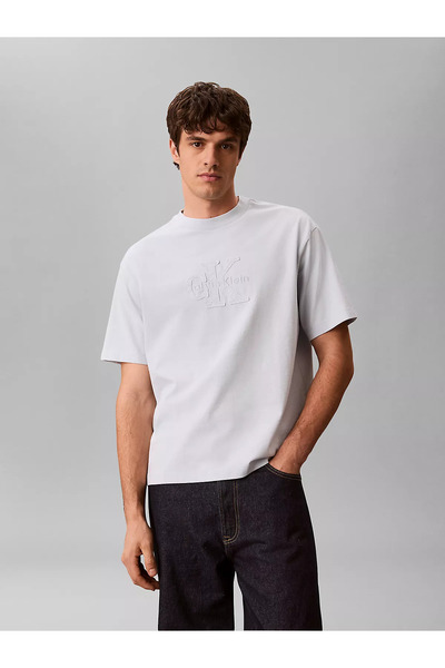 Calvin Klein Erkek Rahat Kesim CK Logo İşlemeli Yuvarlak Yakalı Kısa Kollu Ma...