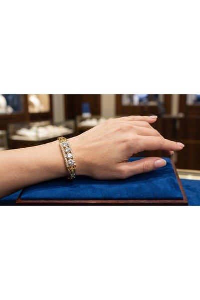 robel Radiant Luxe Crystal Bracelet – Timeless Elegance for Every Occasion
