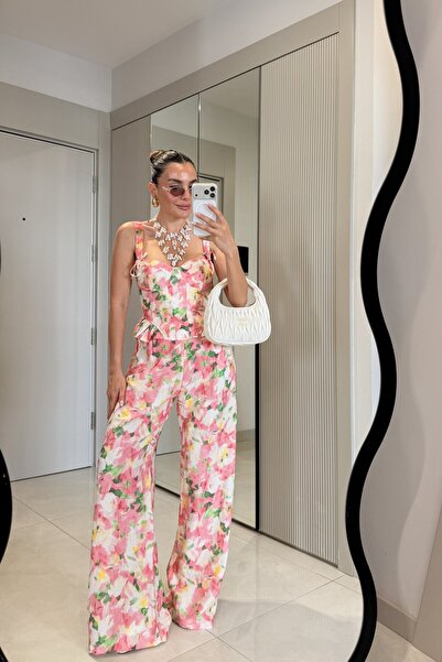 Gizem Ecemiş Floral Pembe Çiçek Desenli Pantolon