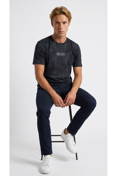 Redline Men's Short Sleeve Brush Patterned Tshirt