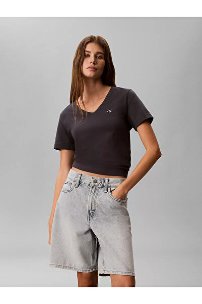Calvin Klein Kadın Normal Kalıp %100 Pamuklu V Yaka Kısa Kollu Koyu Gri T-Shirt