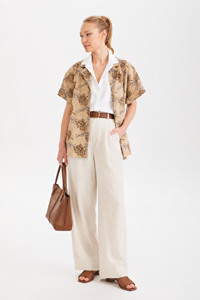By Yaren Yazıcı Jachetă kimono din bumbac cu broderie botanică și curea pentr...
