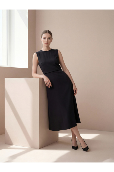 Mish By Styli Black Sleeveless Flared Midi Dress