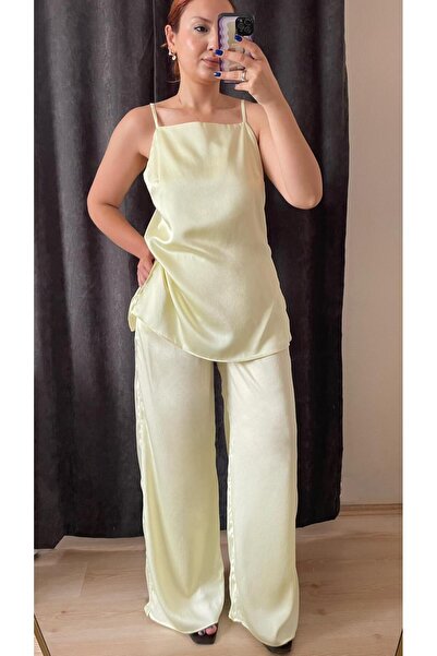 Tumtum Wear Satin Adjustable Strap Slit Detailed Blouse and Pants Set