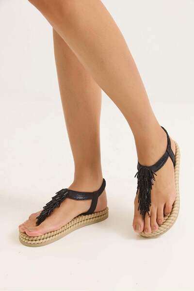 Raneel Kazançlı Alışveriş Stone Tasseled Flip Flops Straw Slippers Black
