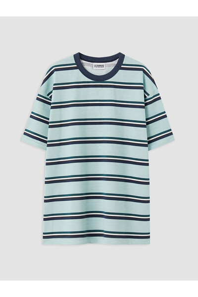 LC Waikiki Esvab • Modern & Distinctive Zero Roba Collar Striped Boys' T-Shirt