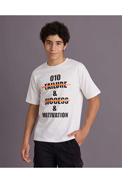 REDTAG Senior Boys White Printed T-shirt
